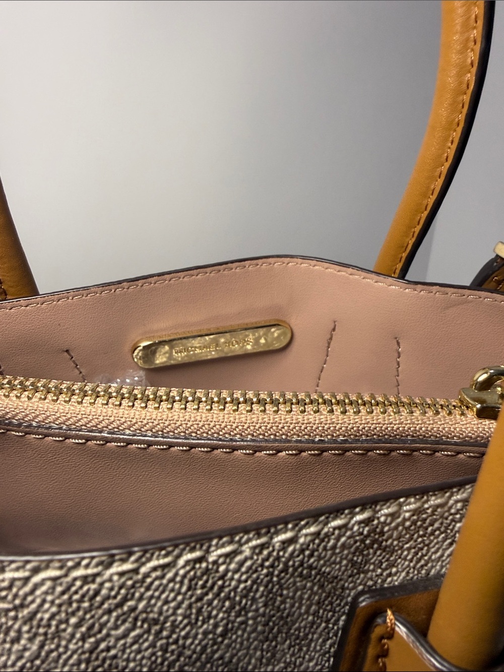 Michael Kors Signature Logo Mercer Medium Convertible Satchel - Picture 5 of 12